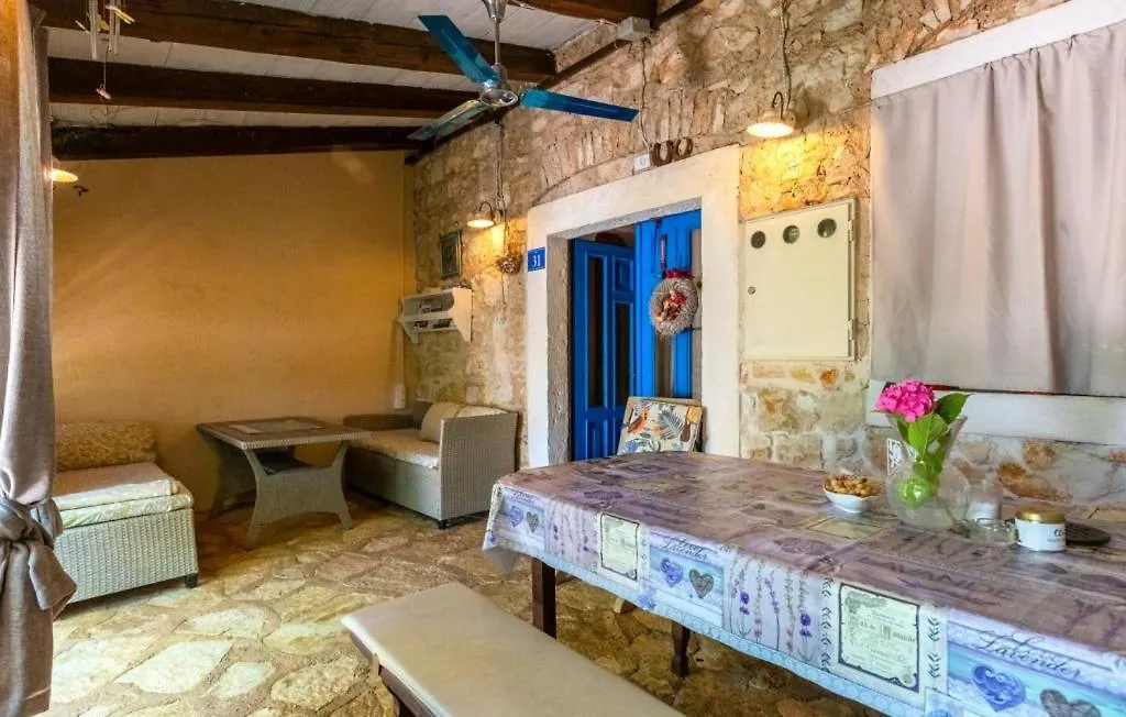 Beautiful Villa Casa Romantica With Pool In Umag
