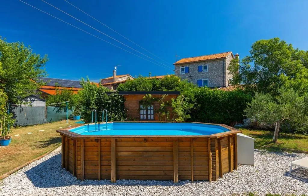 Beautiful Villa Casa Romantica With Pool In Umag location